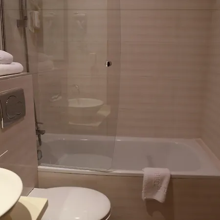 Hotel Princesse Isabelle 3*