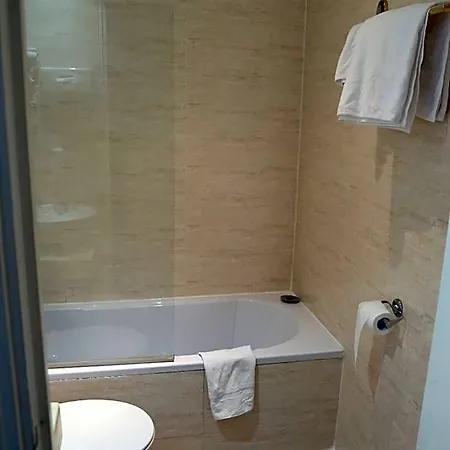 Princesse Isabelle Hotel Puteaux