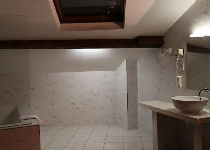 Princesse Isabelle 3* Puteaux