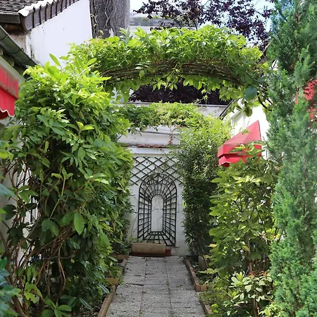 Princesse Isabelle Hotel