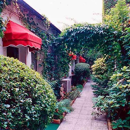 Princesse Isabelle Hotel Puteaux
